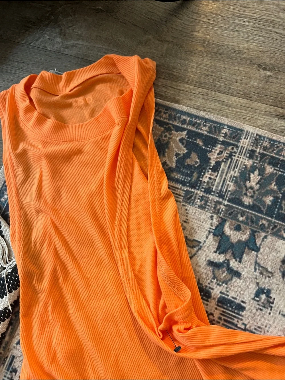Alo Sleeveless Ribbed Tank Top - Bright Orange